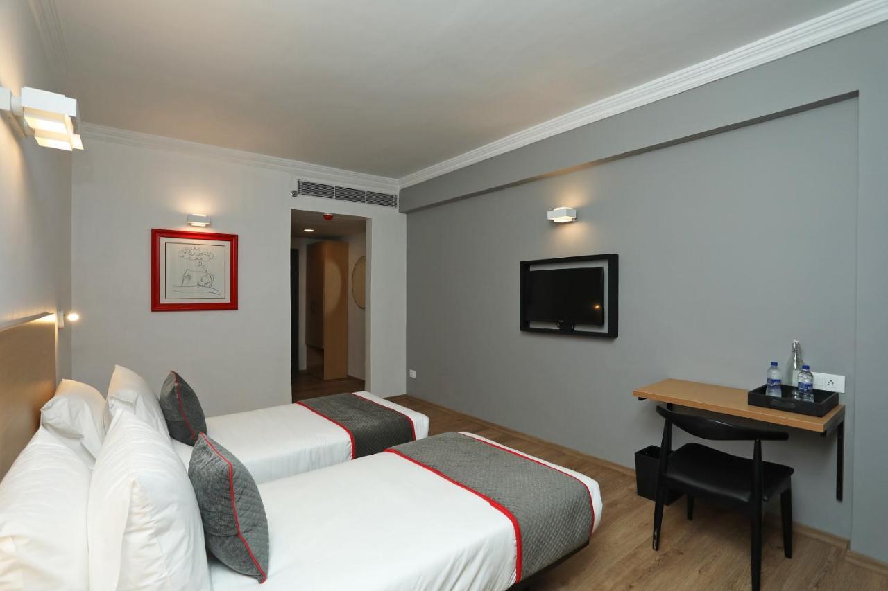 Golden Parkk Hotel Kalküta Dış mekan fotoğraf