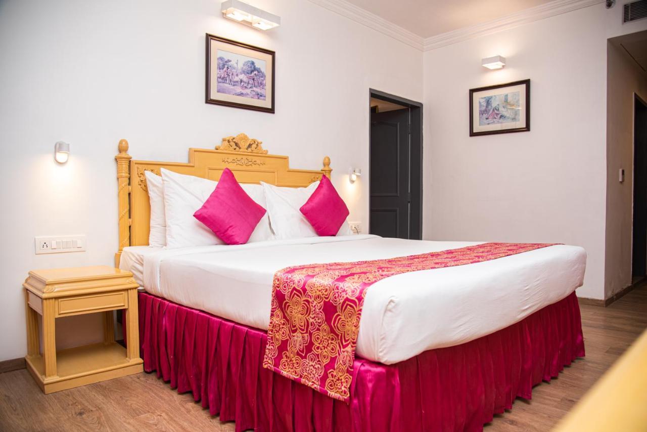 Golden Parkk Hotel Kalküta Dış mekan fotoğraf
