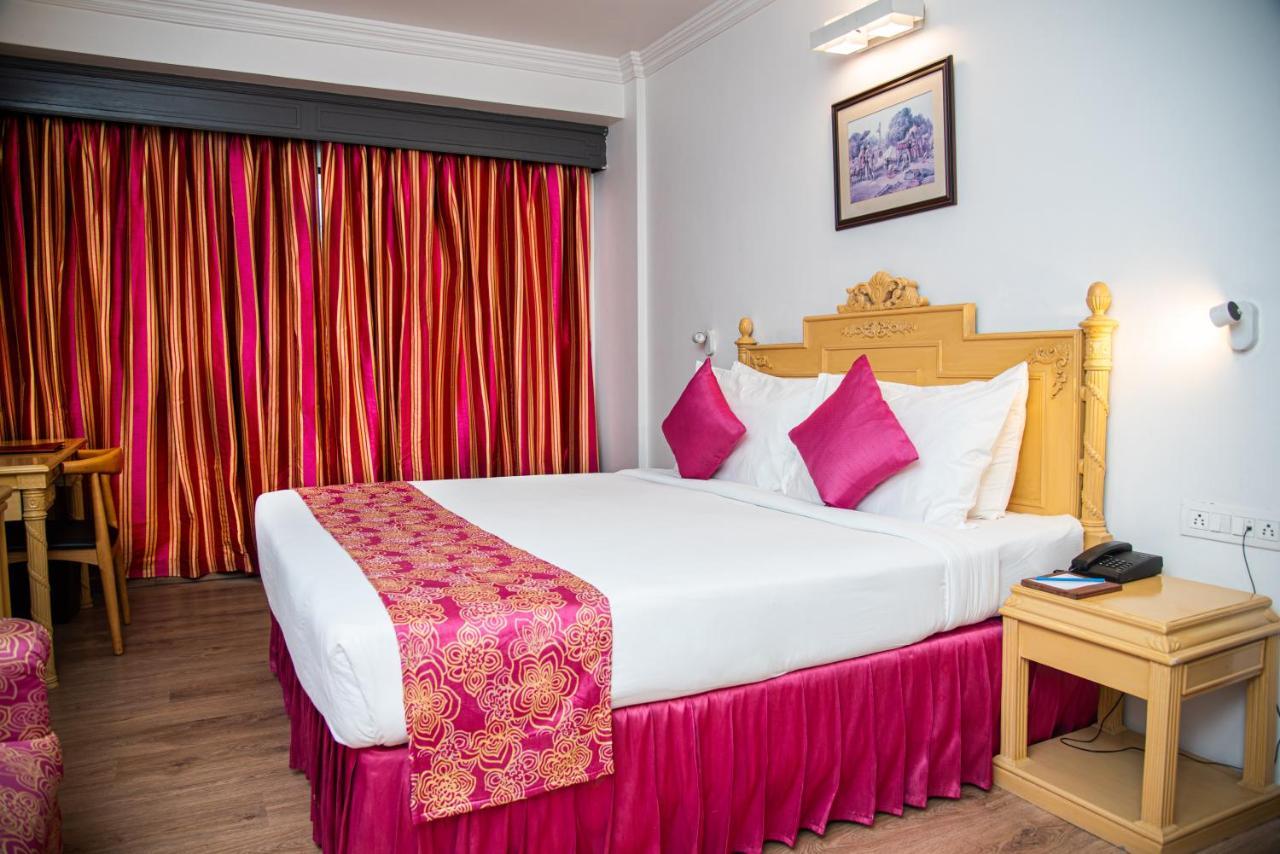 Golden Parkk Hotel Kalküta Dış mekan fotoğraf